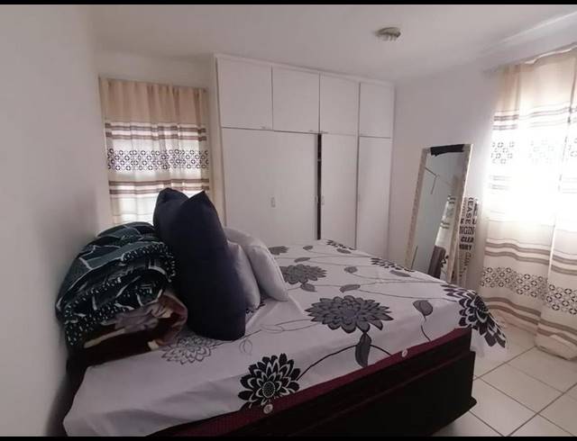 2 BEDROOM PROPERTY TO RENT IN CYRILDENE